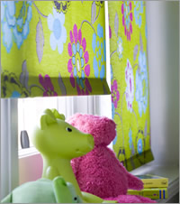 Green Flowers Roller Blind